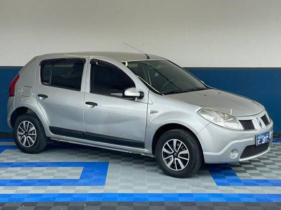 RENAULT SANDERO 1.0 AUTHENTIQUE 16V FLEX 4P MANUAL